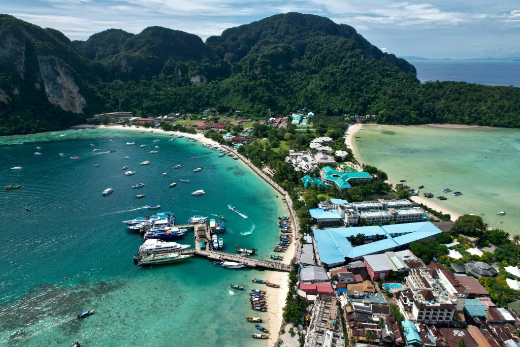 Tonsai Village, Phi Phi Islands